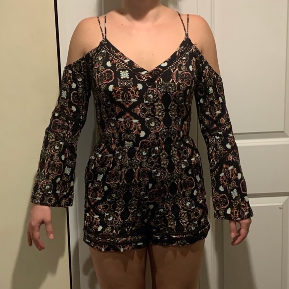 Black Romper with Flowers - Picture 2 of 4